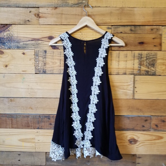 Anthropologie Romeo & Juliet Couture Top Medium ♡ - Picture 3 of 5